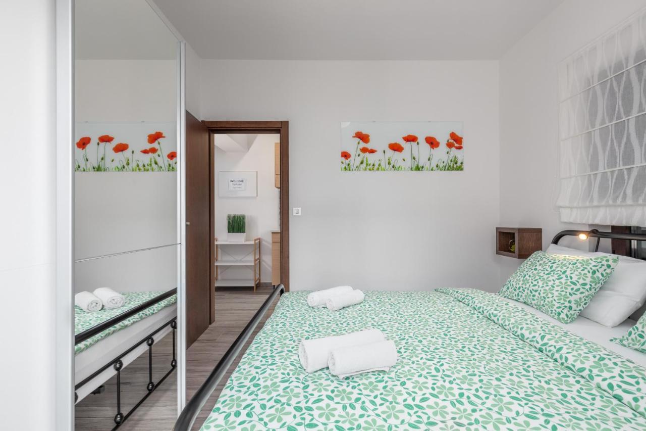 New 2020! Apartments Sanja Porec Exterior photo